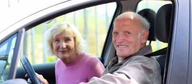 Платят ли пенсионеры налог на автомобиль?