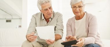 Какие положены льготы работающим пенсионерам?