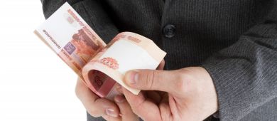 8 банков и 5 МФО, где взять кредит на 100 000 рублей
